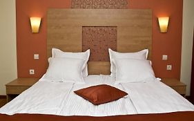 Hotel 4 Zona